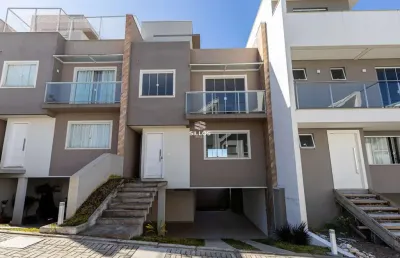 Sobrado à venda com 3 quartos no campo comprido em curitiba