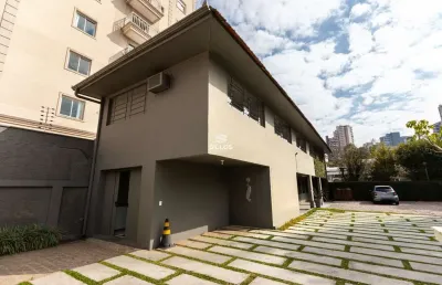 Imóvel comercial com 200m² para alugar no cabral em curitiba.