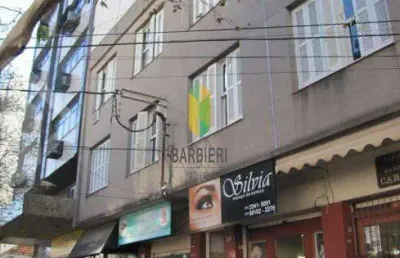 Apartamento térreo com 2 dormitórios e 2 patios no bairro passo da areia
