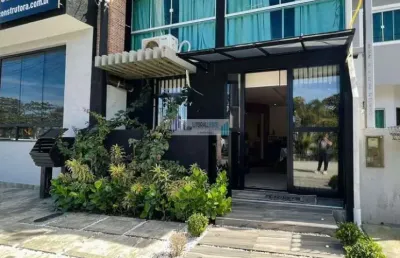 Beleza e requinte no balneário gaivotas- lindo sobrado próximo a praia!