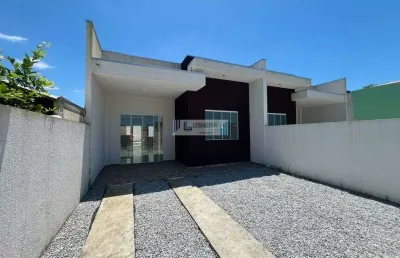 Residência nova - 3 dormitórios sendo uma suíte - quintal com piscina.