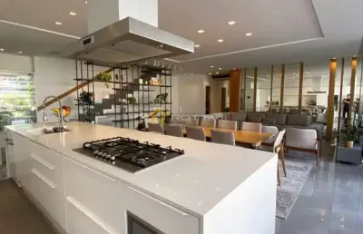 Arquitetura, exclusividade e alto padrão no endereço mais cobiçado de balneário