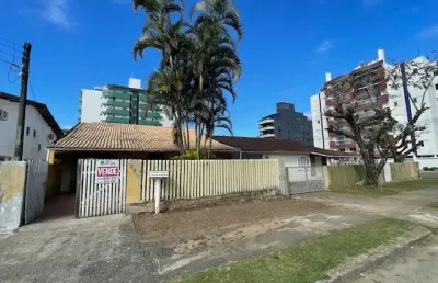 Casa com 6 quartos à venda na Rua Generoso Marques, 325, Centro, Guaratuba