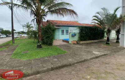 Casa com 2 quartos para alugar na Rua Manoel Ribas, 767, Brejatuba, Guaratuba