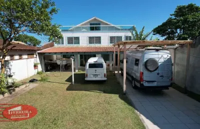 Casa com 3 quartos à venda na Rua Máximo Jamour, 33, Centro, Guaratuba
