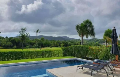 Condomínio reserva camboriú golf club - casa decorada com 04 suítes em camboriú