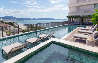 Saint louis - apartamento frente mar em balneário perequê
