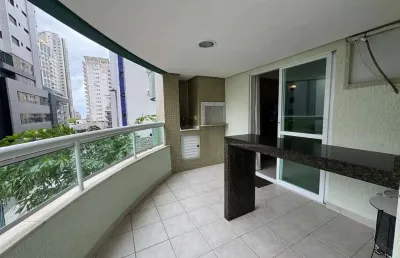 Apartamento com 03 suítes para locação anual em balneário camboriú