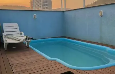 Cobertura com piscina privativa na praia dos amores em balneário camboriú