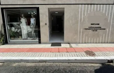 Clínica estética à venda em balneário camboriú e  loja de roupas