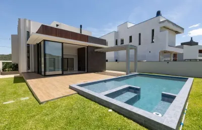 Caledônia private village - casa com 03 suítes em camboriú