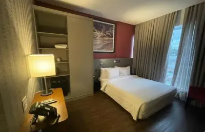 Hotel hilton garden in - suíte mobiliada - vaga de garagem - praia brava - itajaí