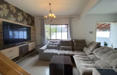 Casa 3 quartos c/suíte  em condomínio - campo comprido