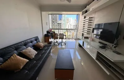 Apartamento com 03 dormitórios localizado no centro de balneário camboriú-sc