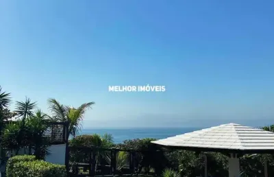 Casa alto padrão á venda localizada na praia do estaleirinho em balneário camboriú