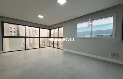 Locação anual apartamento alto padrão com churrasqueira á carvão e uma linda vista em balneário camboriú