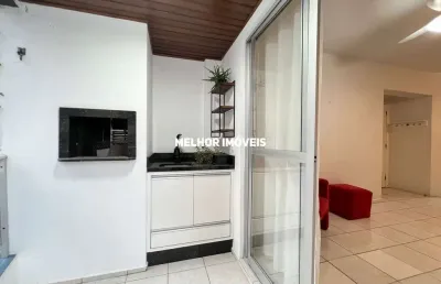 Locação anual apartamento com 2 dormitórios no centro de balneário camboriú.