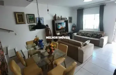 Sobrado semi mobiliado à venda com 03 dormitórios sendo 01 suíte localizado no bairro nova esperança balneário camboriú - sc