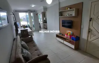 Apartamento semi mobiliado á venda com 02 dormitórios sendo 01 suíte localizado no bairro santa terezinha em camboriú - sc