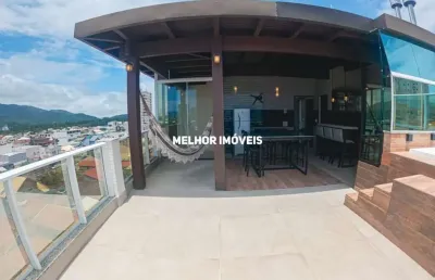 Zeus - cobertura triplex  á venda mobiliada, decorado e equipado com 3 suítes localizada no bairro perequê de porto belo