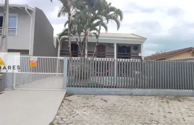 Casa com 5 quartos para alugar em Balneário Itapuã, Pontal do Paraná 