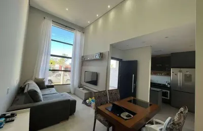 Casa com 3 quartos e 1 suíte, com piscina, na barra do sai - itapoá