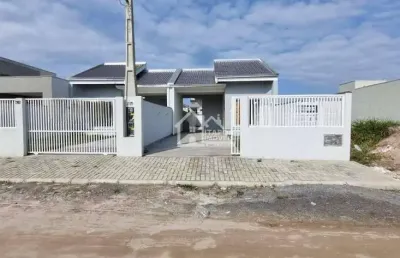 Casa nova c/ 1 suite + 2 dormitórios, churrasqueira e quintal nos fundos