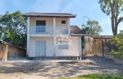 Sobrado com 3 dormitórios sendo 1suite balneário brasília em itapoá/sc.
