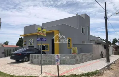 Sobrado + sala comercial localizada avenida dra.zilda arns neumann,  apenas 450 metros do mar em itapoá/sc.