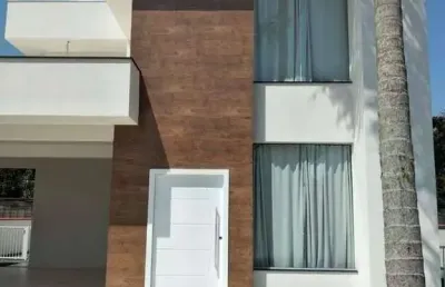 Sobrado alto padrão condomínio south beach, apenas 250 metros do mar em itapoá/