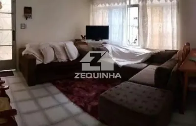 Casa em condomínio fechado com 3 quartos à venda no Ayrosa, Osasco 