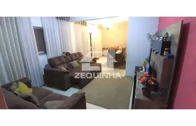 Casa em condomínio fechado com 3 quartos à venda na Chácara São João, São Paulo 