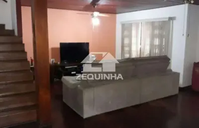 Casa em condomínio fechado com 4 quartos à venda na Vila Yara, Osasco 