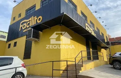 Prédio à venda no Jardim Roberto, Osasco 