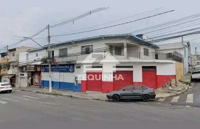 Prédio à venda no Jardim Elvira, Osasco 