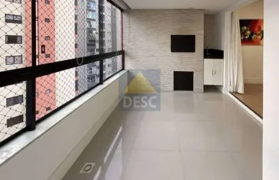Apartamento quadra mar com 3 dormitórios para locação anual no ed. morro dos ventos no centro sul de balneário camboriú