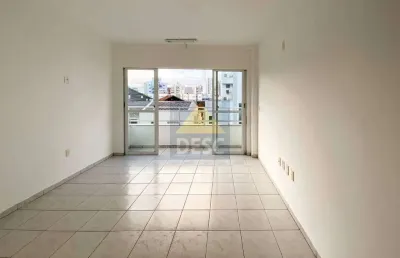 Sala comercial para locação na rua dinamarca em balneário camboriú