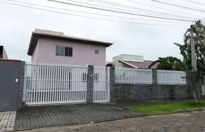 Casa em condomínio com 03 dormitórios à venda em camboriú