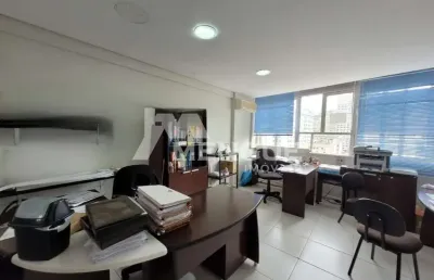 Sala comercial com 3 salas à venda na praça osvaldo cruz, 15, centro histórico, porto alegre por r$ 130.000