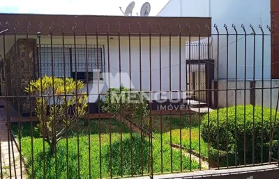 Casa com 4 quartos à venda na rua barão de tramandaí, 15, passo da areia, porto alegre por r$ 1.075.000