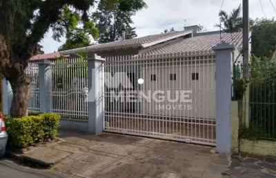 Casa com 3 quartos à venda na rua sylvio sanson, 792, sarandi, porto alegre por r$ 830.000