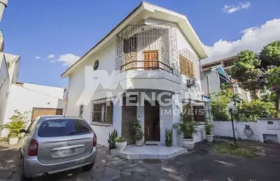 Casa com 3 quartos à venda na rua vera cruz, 391, vila ipiranga, porto alegre por r$ 1.150.000