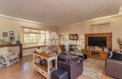 Casa com 3 quartos à venda na travessa trindade, 40, jardim lindóia, porto alegre por r$ 1.250.000