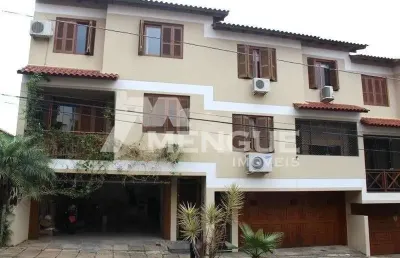 Casa com 3 quartos à venda na avenida pereira pinto, 232, jardim são pedro, porto alegre por r$ 645.000