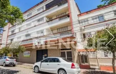 Apartamento com 2 quartos à venda na rua morretes, 24, santa maria goretti, porto alegre por r$ 265.000