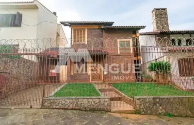 Casa com 3 quartos à venda na rua vicente marsiglia filho, 206, alto petrópolis, porto alegre por r$ 655.000