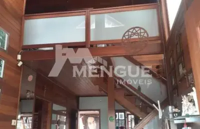 Casa com 3 quartos à venda na rua fernando strehlau, 235, jardim itu sabará, porto alegre por r$ 530.000