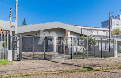 Casa com 3 quartos à venda na avenida doutor walter só jobim, 80, jardim lindóia, porto alegre por r$ 1.300.000