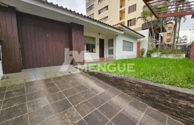 Casa com 4 quartos à venda na avenida quito, 362, jardim lindóia, porto alegre por r$ 800.000