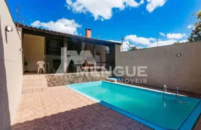 Casa com 5 quartos à venda na rua conselheiro d'ávila, 824, jardim floresta, porto alegre por r$ 900.000